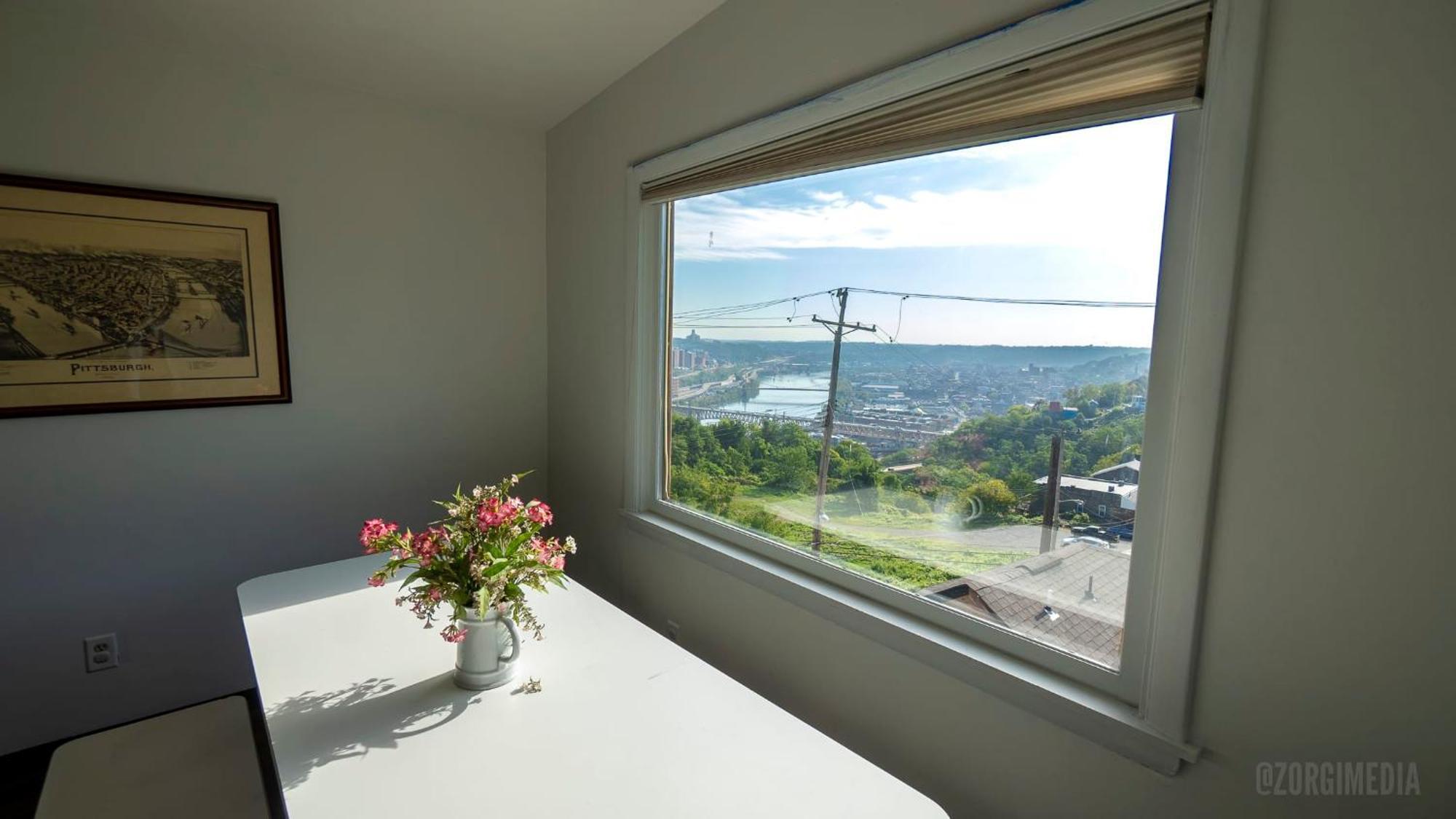 The Peak Mt Washington - Large 2Bd Apt W A View Піттсбург Екстер'єр фото